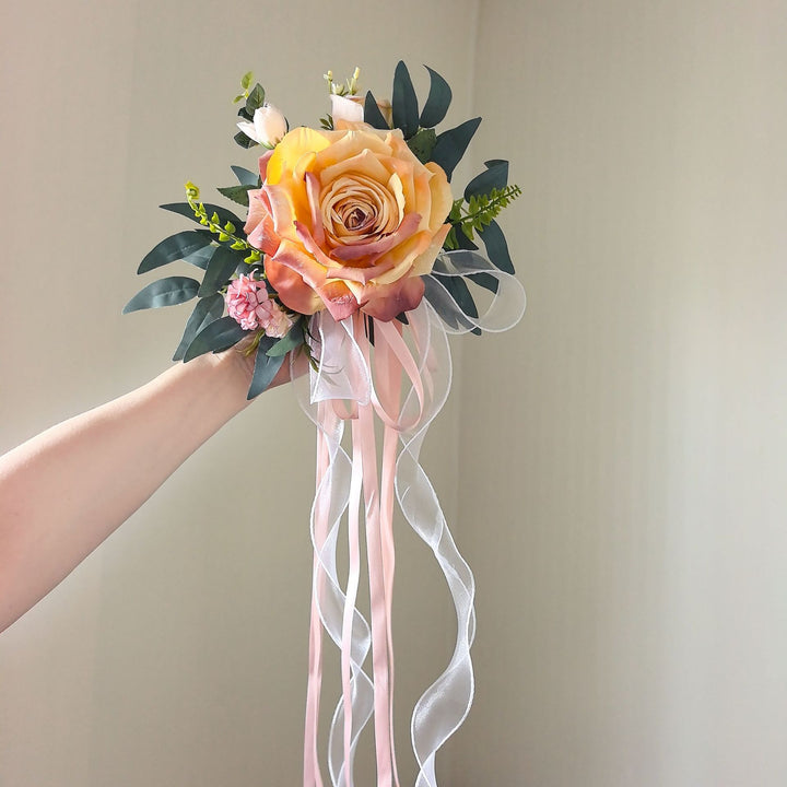Romantischer floraler Handstrauß