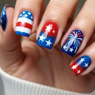 Kreatives Nageldesign Karnz