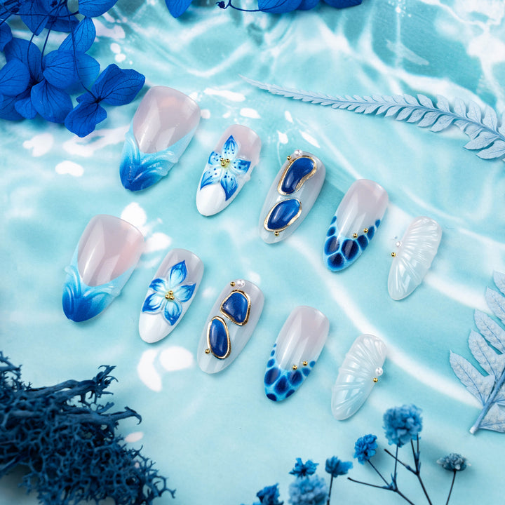Blumenmuster Press-On Nagelkunst Karnz