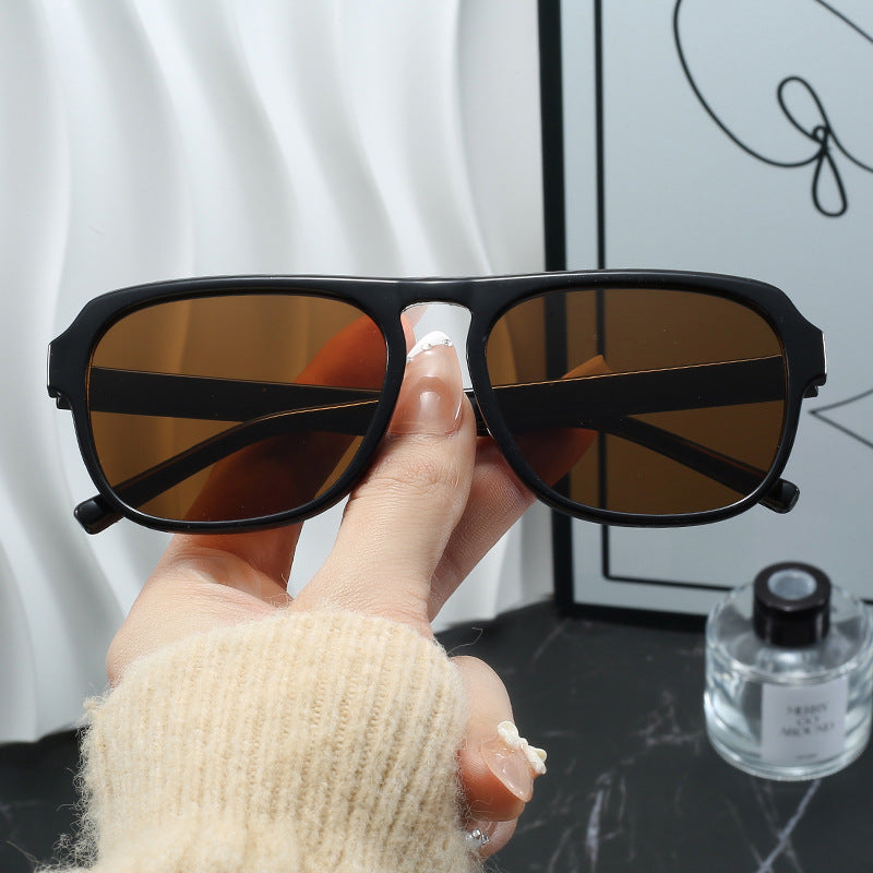Damen moderne rechteckige Sonnenbrille mit polarisierenden Gläsern Karnz