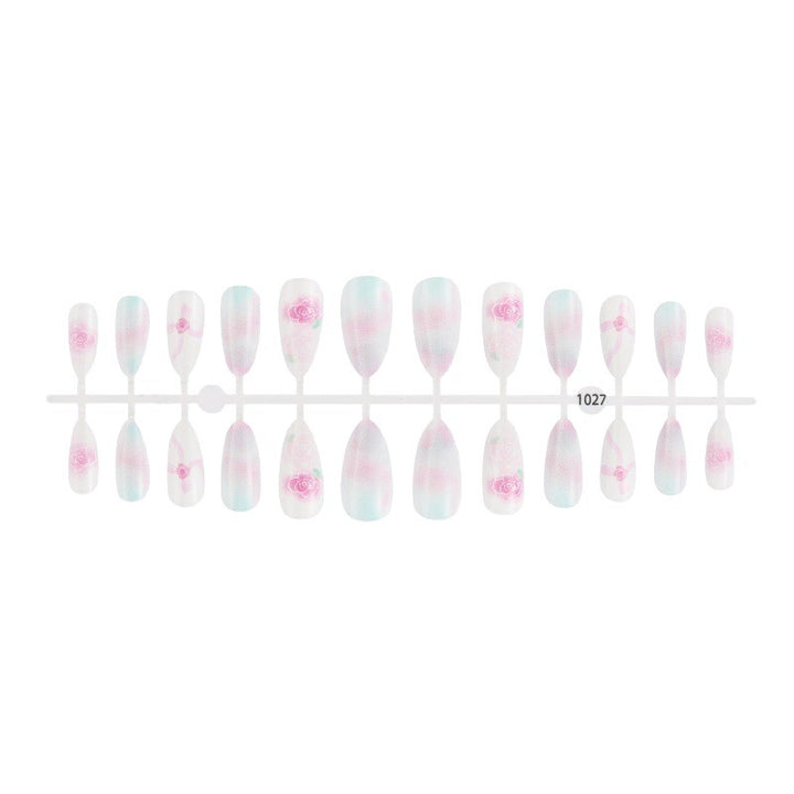 Kunstvolle Nail Art Kunstnägel Karnz