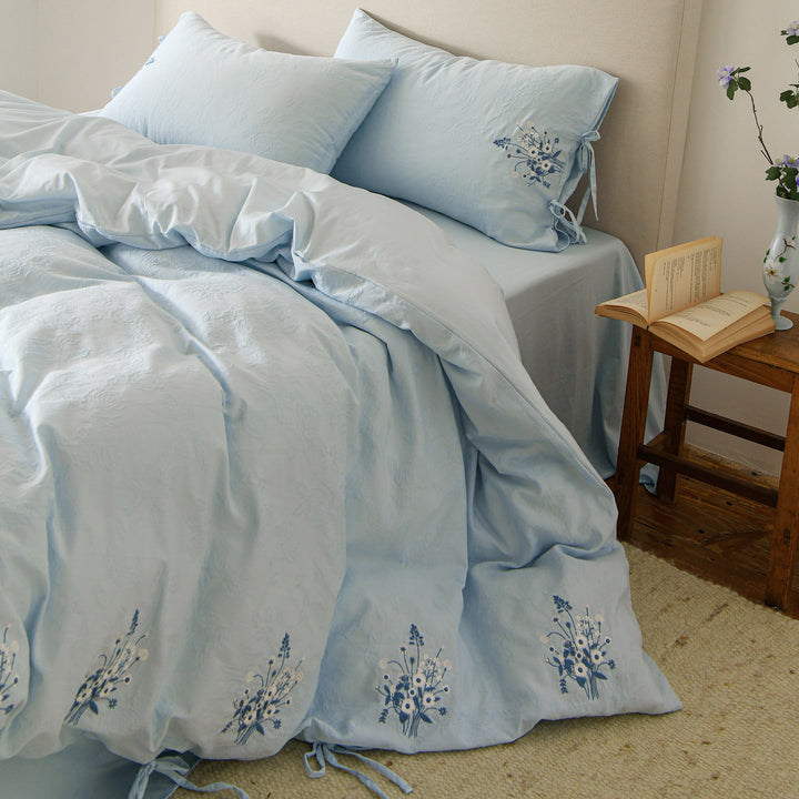 Leichtes Jacquard-Baumwoll-Bettbezug-Set mit handgestickten Blumenzweigen, Bindeschlaufen und Oxford-Kissenbezügen