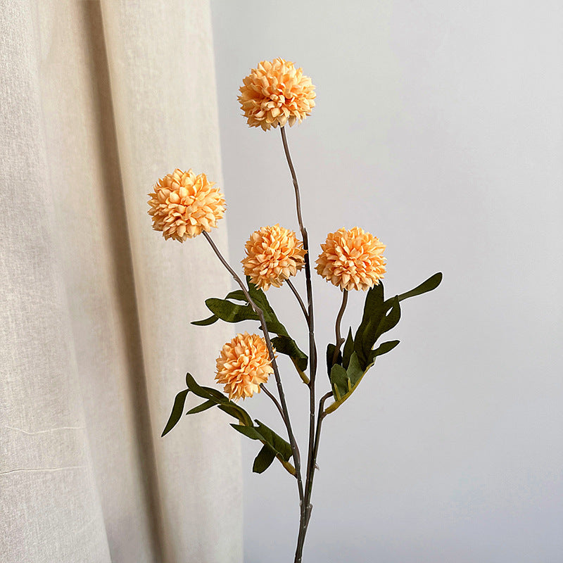 Dekorativer Künstlicher Blumenstrauß mit Detailreichem Designs Karnz
