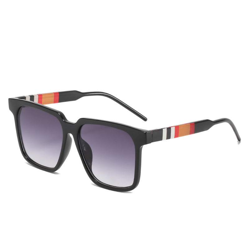 Damen stilvolle modische Sonnenbrille mit innovativem Design und trendigen Gläsern Karnz