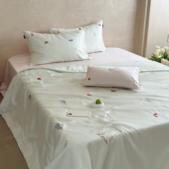 Bestickte Satin-Bettwäsche Set