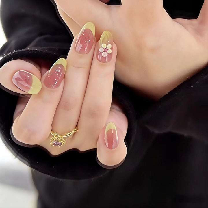 Dekorative Florale Nagelkunstverlängerungen