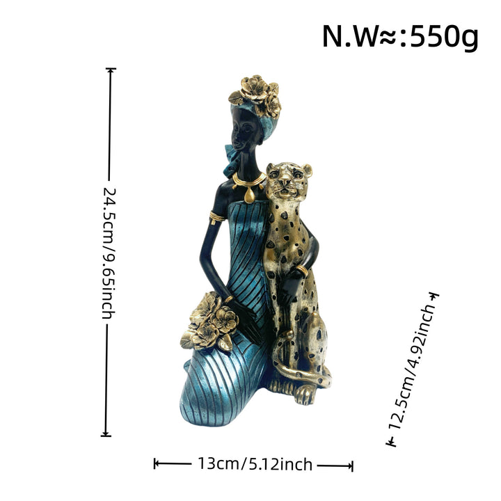 Elegante Skulptur mit Leoparden Karnz