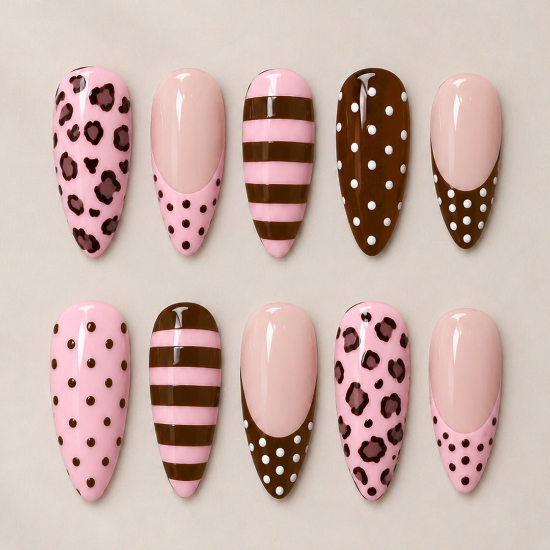 Kunstnagelset mit stilvollem Leoparden- und Streifenmuster Karnz