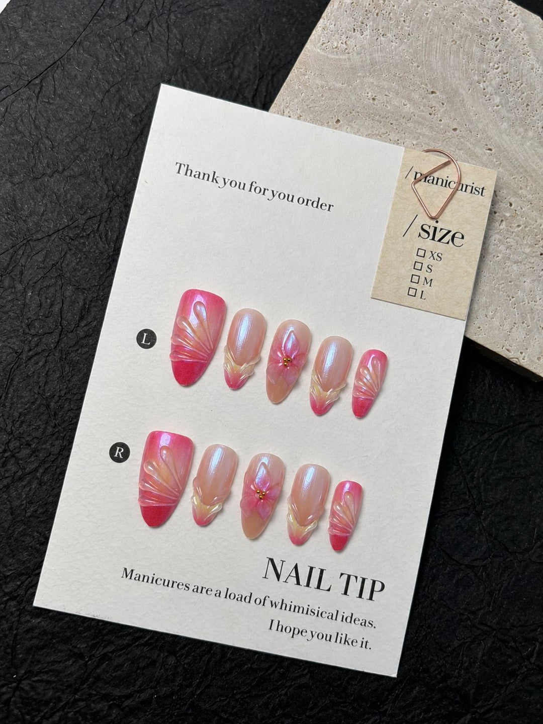 Künstlerisches Floral Press-On Nail Set Karnz