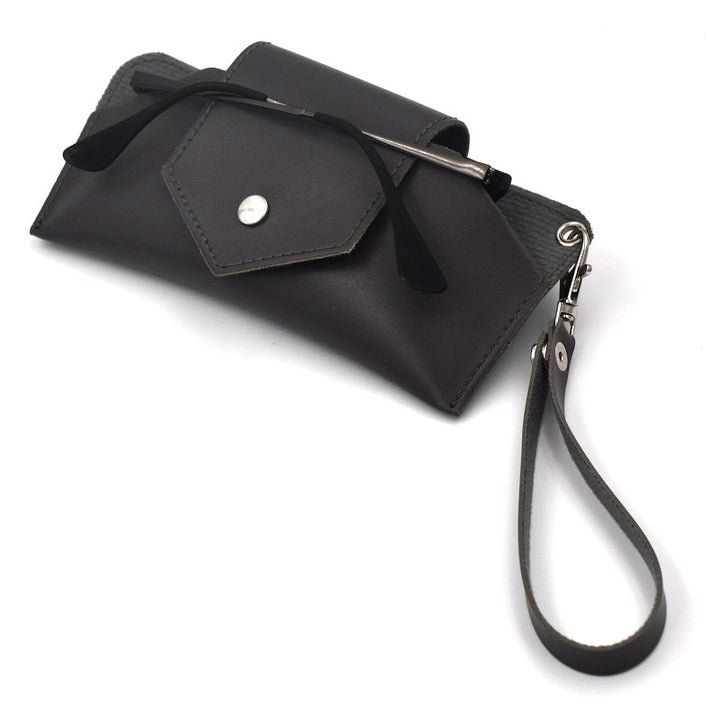 Stylische Leder-Brillenetui Karnz