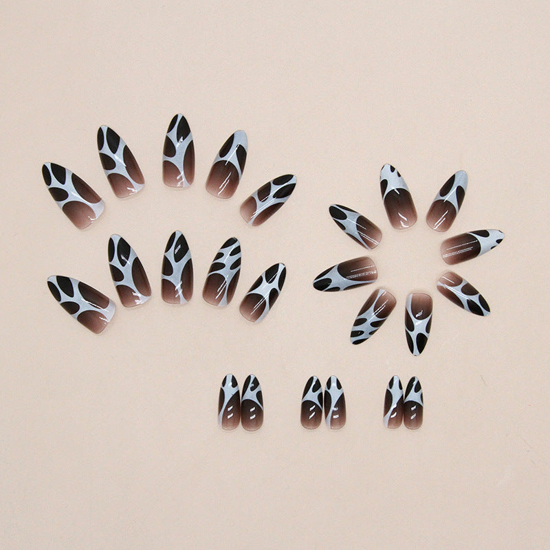 Künstlerisches Press-On-Nagelset mit abstraktem Design