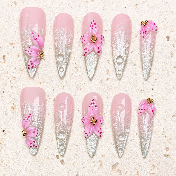 Premium Floral Press-On Nail Art