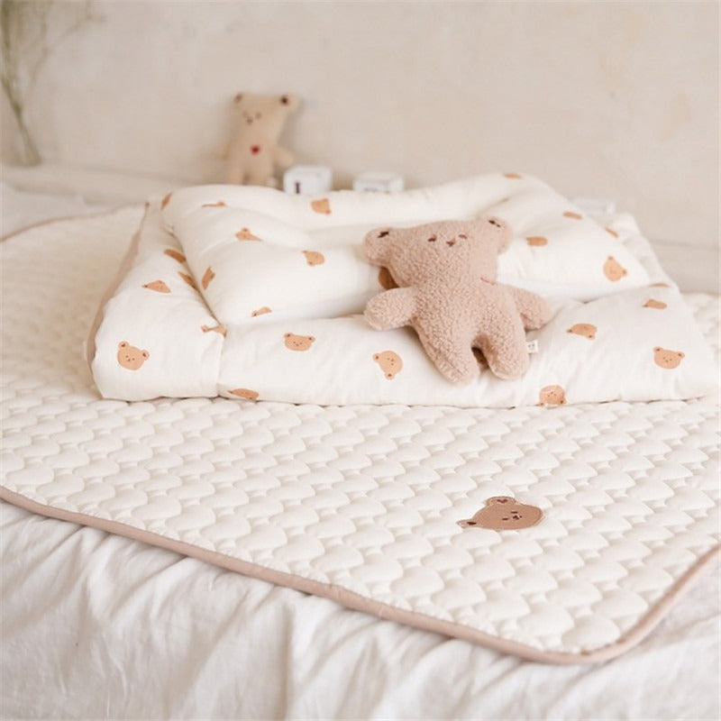 Kuschelige Baby-Matratze mit Tierischem Motiv Von Karnz