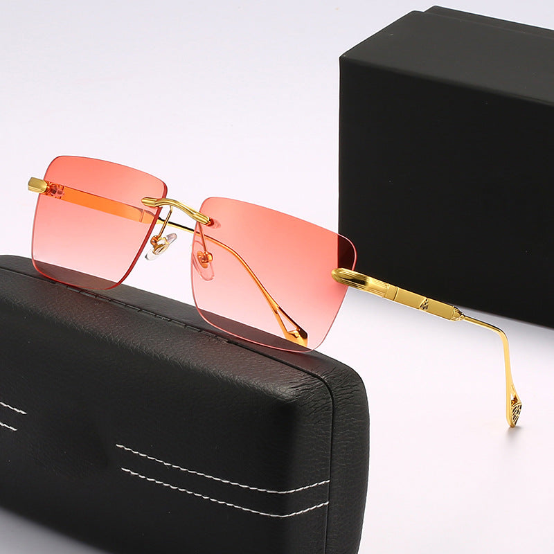 Damen modische quadratische Sonnenbrille mit luxuriösen Metall-Akzenten Karnz