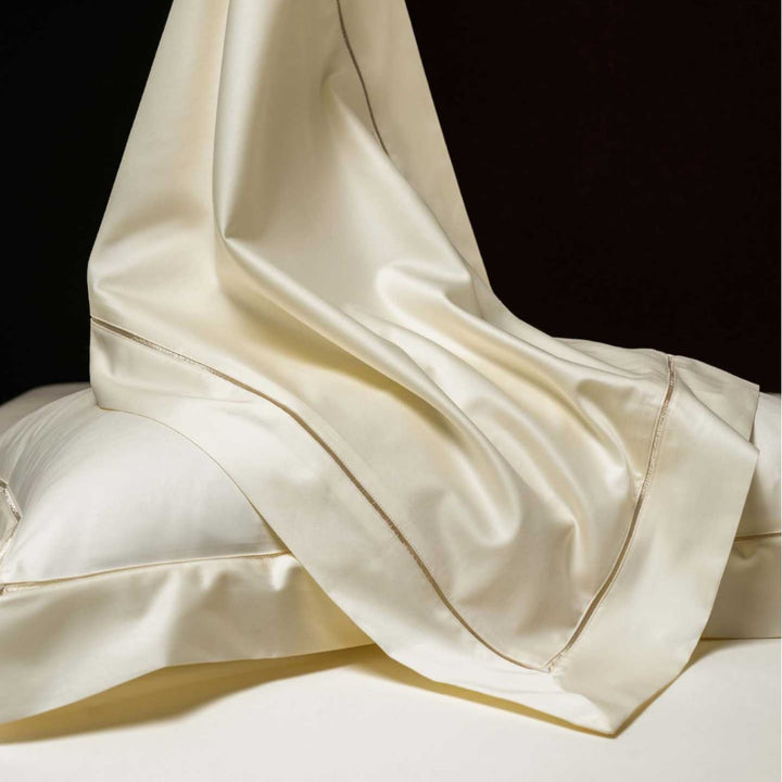 Ultra-weiches Satin Bettbezug- und Kissenbezug-Set