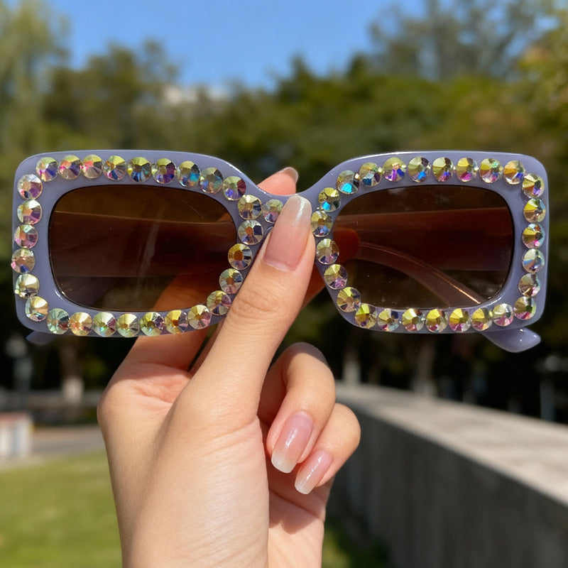 Dekorativer mit Strass besetzter Sonnenbrille Karnz