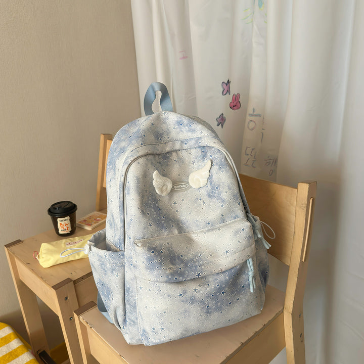 Funktionaler Rucksack mit dekorativen Flügelakzenten Karnz