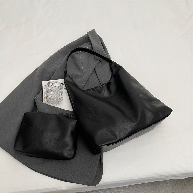 Minimalistischer Leder Tote Karnz