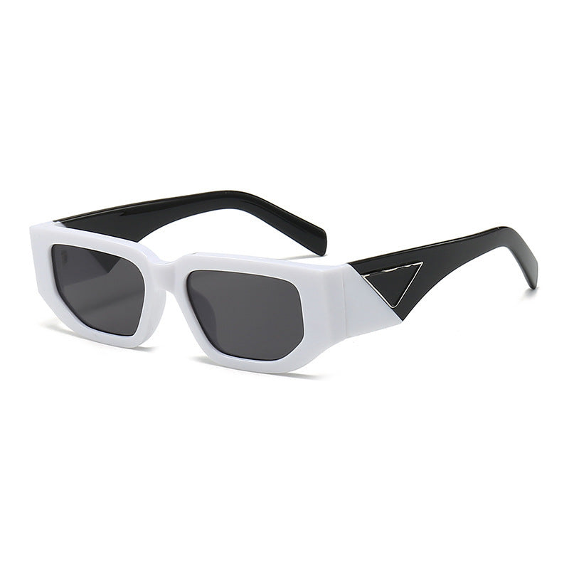 Damen Modische Rechteckige Sonnenbrille mit eleganten Akzenten Karnz