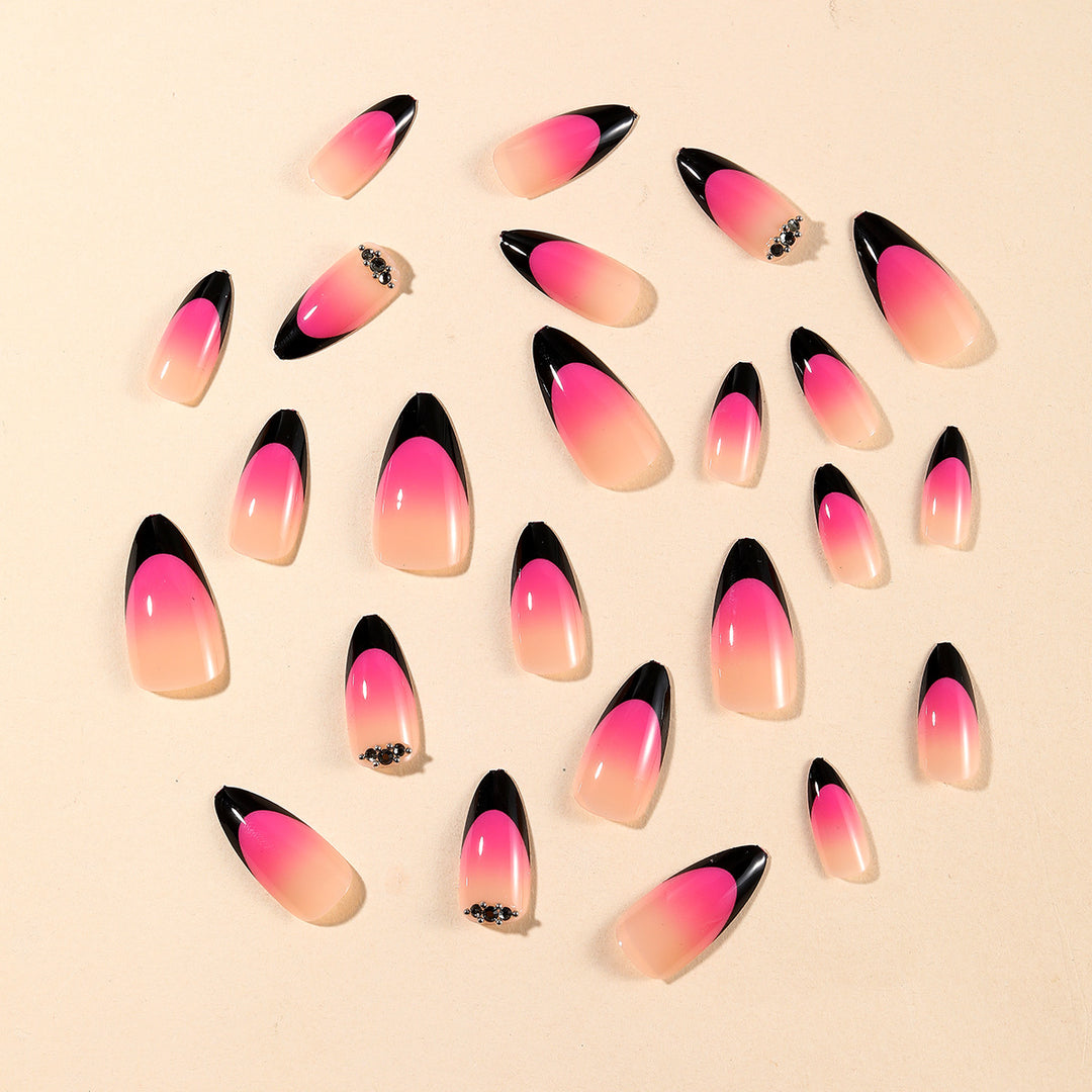 Ornate Ombré Stiletto Nagelkunst Karnz
