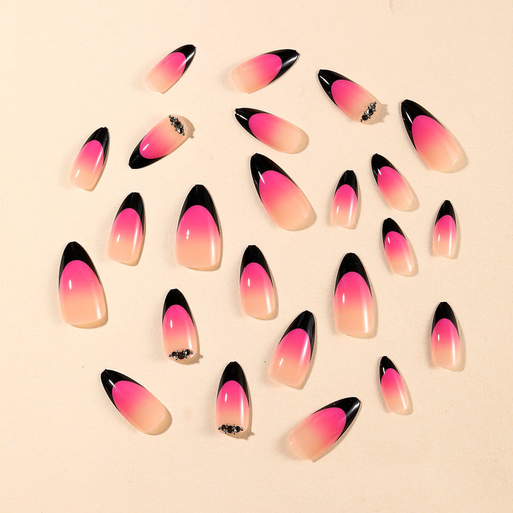 Ornate Ombré Stiletto Nagelkunst Karnz
