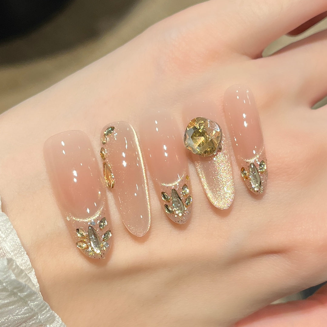 Elegante glitzerverzierte Press-On-Nagelverlängerungen Karnz