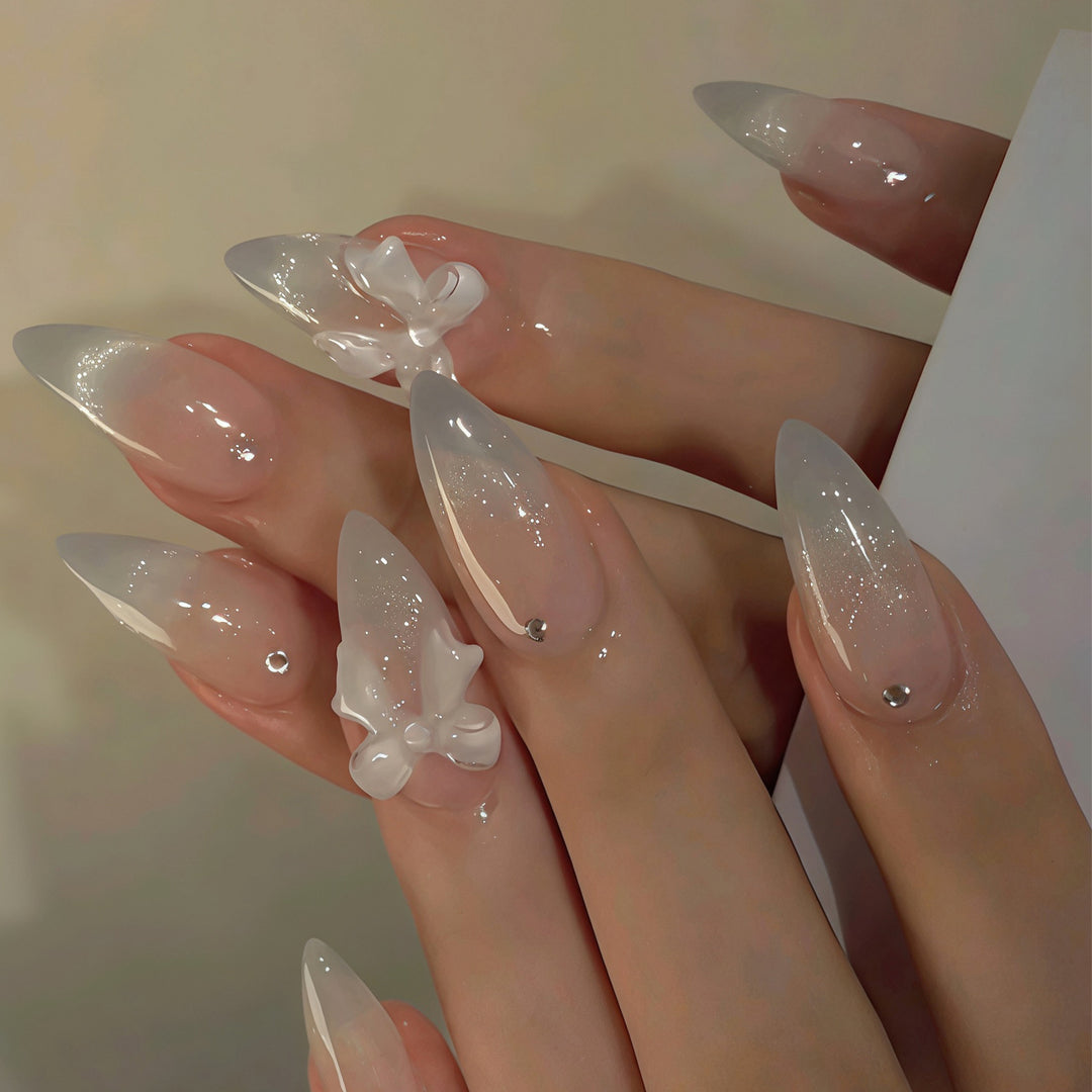 Elegante Acryl-Nagelverlängerungen Karnz