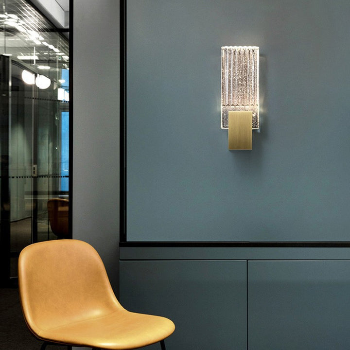Minimalistische lineare Wandlampe