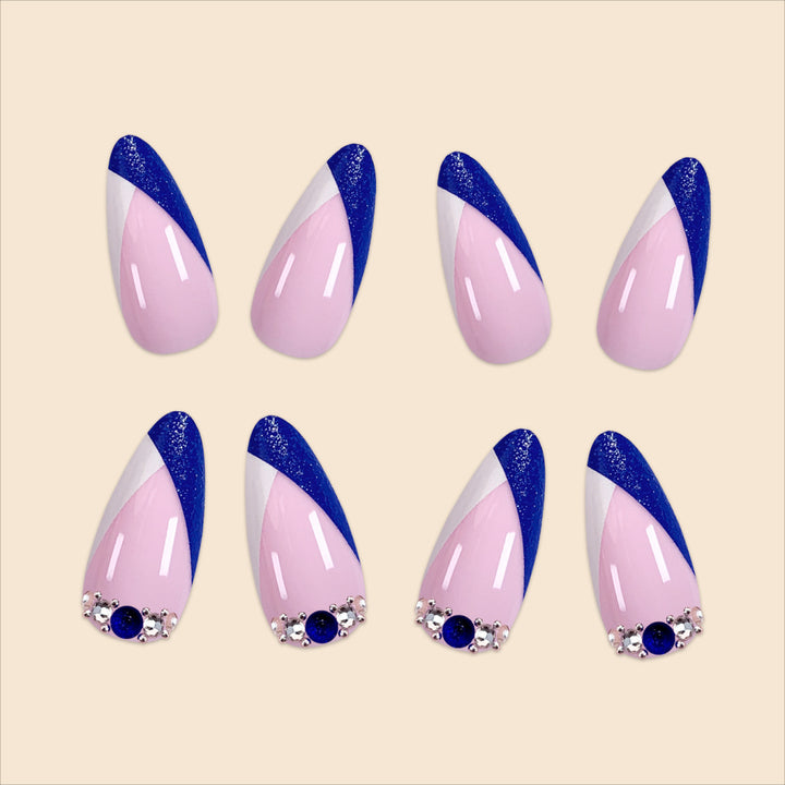 Glamouröse Stiletto-Nagelkunst-Design