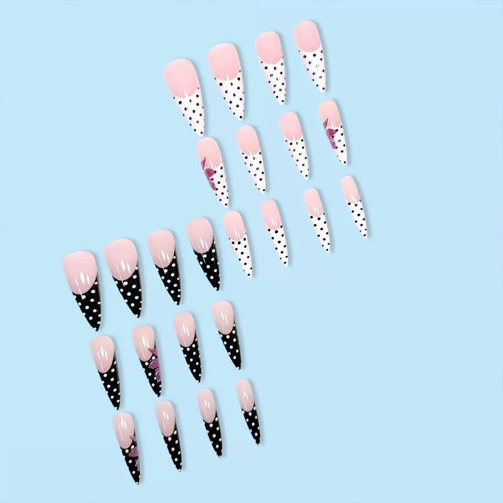 Künstlerische Stiletto Nagelkunst Verlängerungen Karnz 1787913641