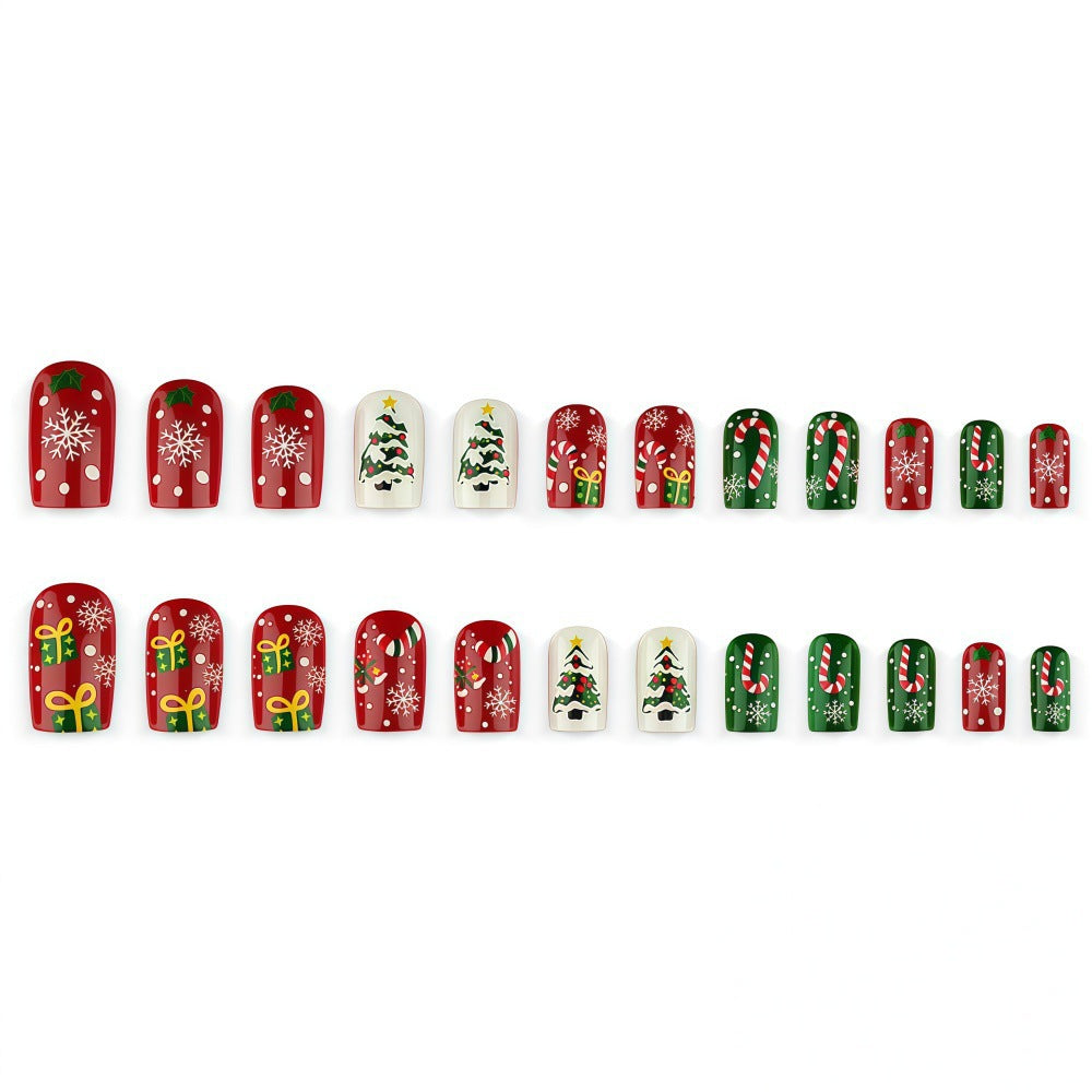 Weihnachtskunstnägel im festlichen Design Karnz