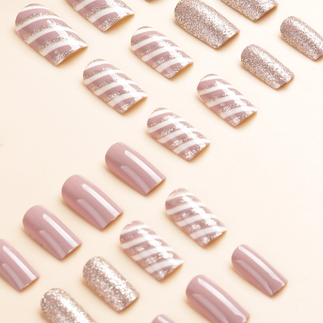 Glitzernde Press-On-Nageltips Set Karnz