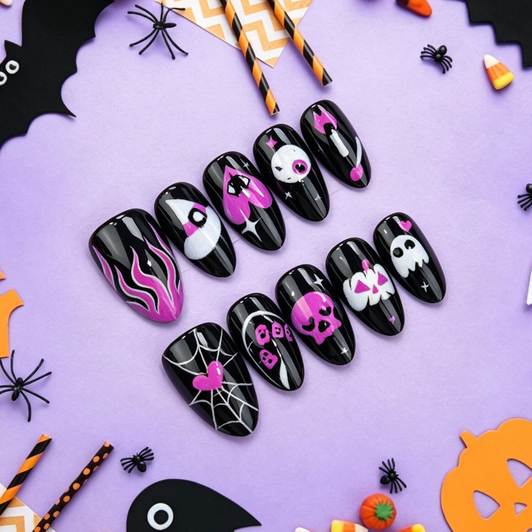 Künstlerische Totenkopf-Themen Press-On Nagelkunst Karnz