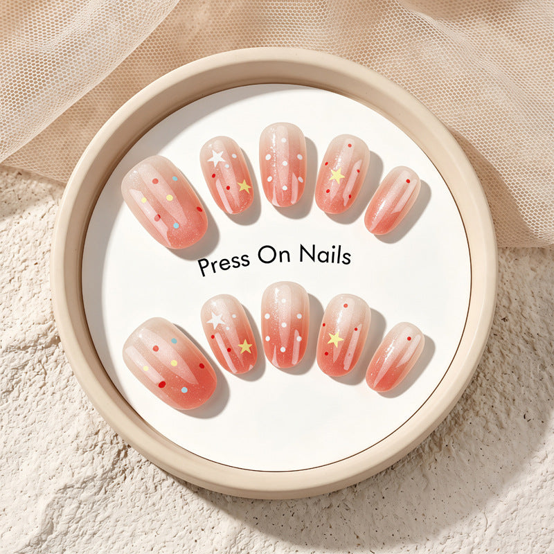 Dekoratives Press-On Nagelkunst Set Karnz