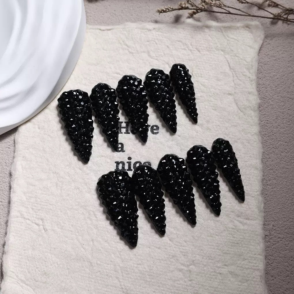 3D Sculpted Stiletto-Nagelverbesserungen Karnz