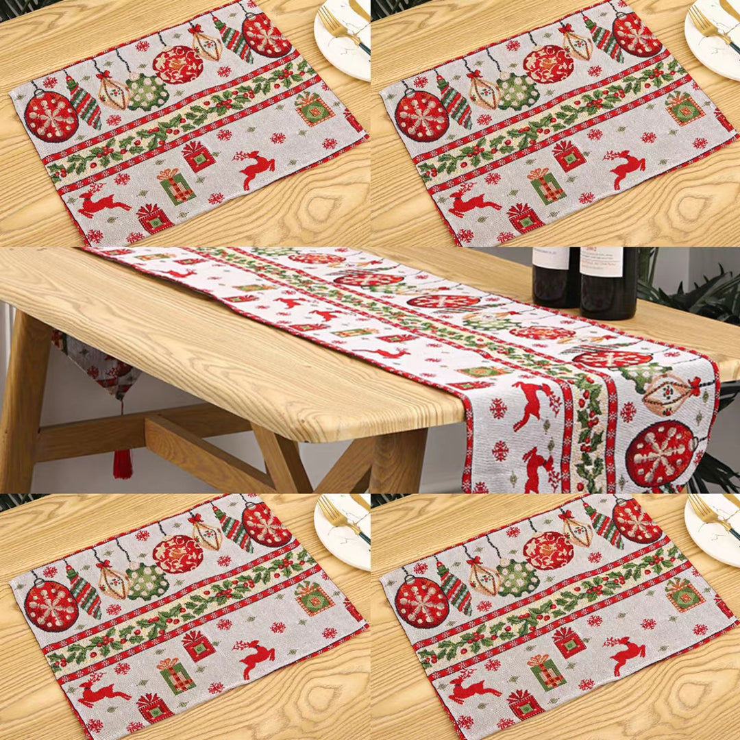 Festliche Tischdecke mit Weihnachtsbaum-Motiv Karnz