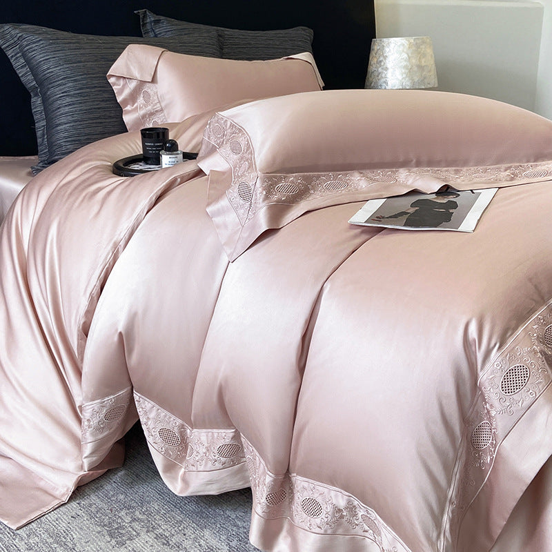 Elegante Baumwoll-Satin-Bettgarnitur mit jacquardgewebter Kontrastbordüre