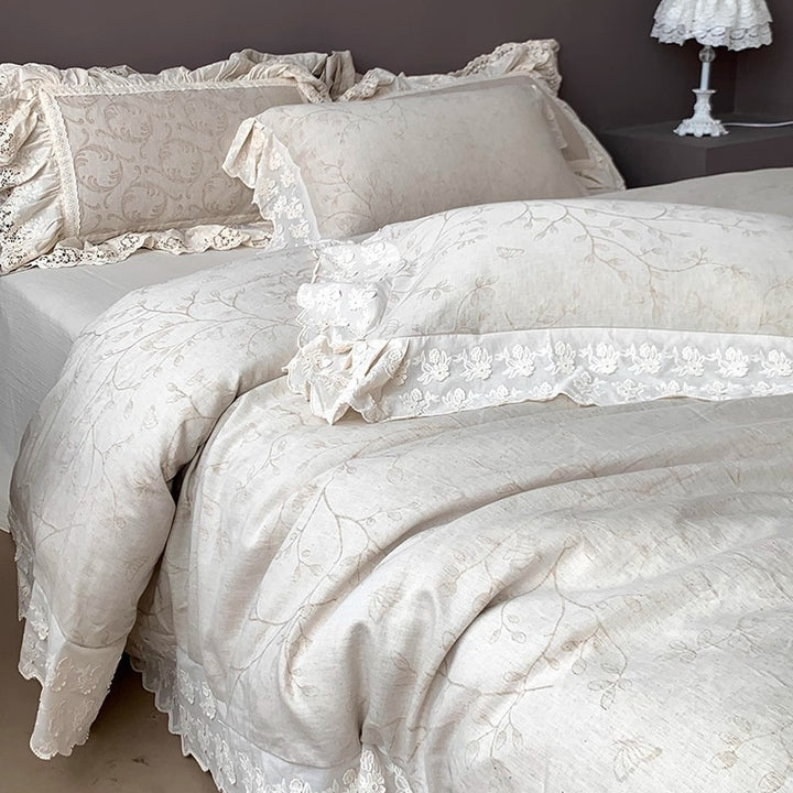 Romantisches mit Spitzenbesatz versehenes Jacquard-Bettbezug-Set