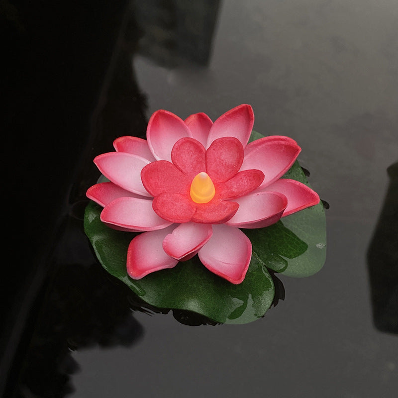 Schwimmende LED-Lotusblume Dekoratives Licht mit wasserdichtem Seerosenblatt-Boden