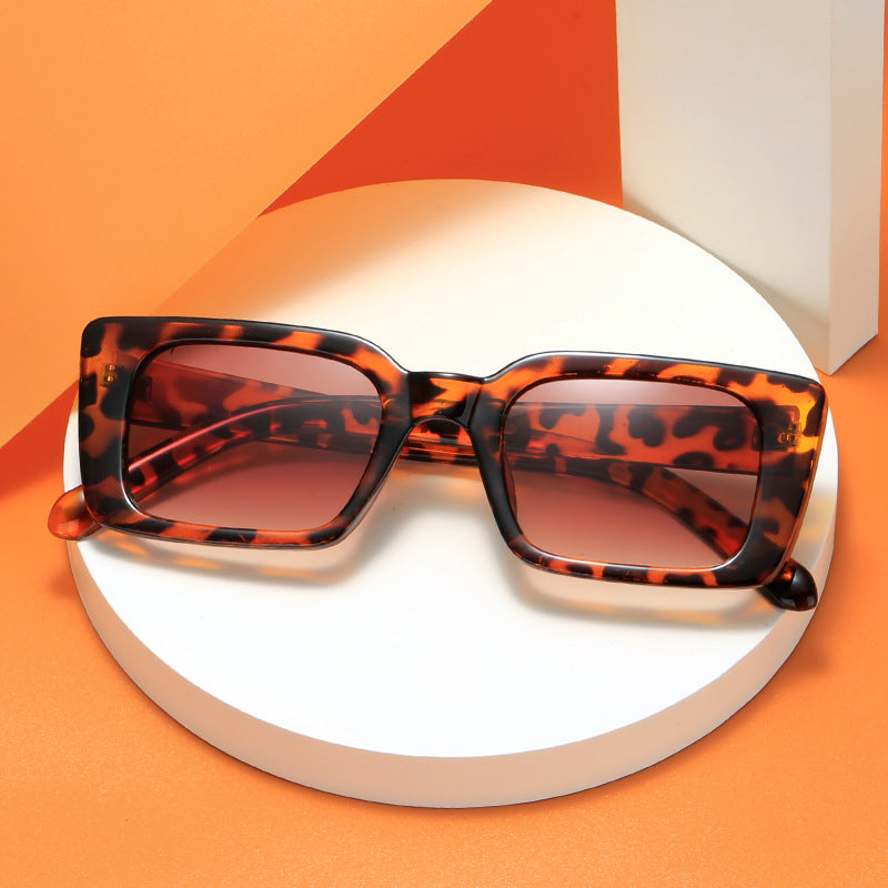 Damen modische quadratische Sonnenbrille mit UV-Schutz Karnz