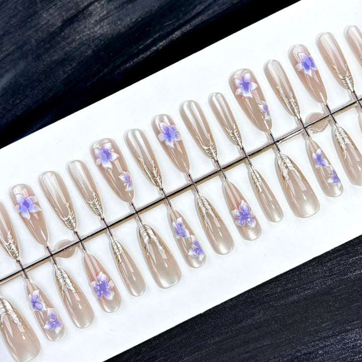 Künstlerisches, blumenverziertes Press-On-Nagelset
