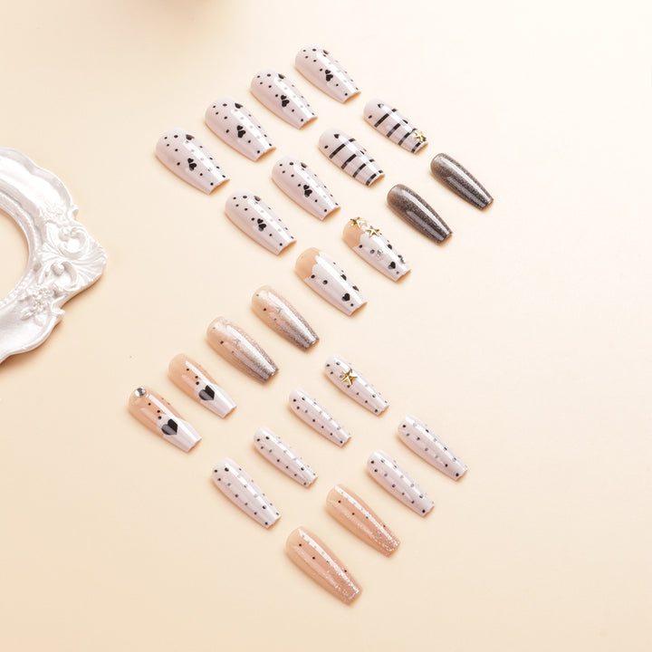 Mit Strass verziert, Press-On Nagelset Karnz