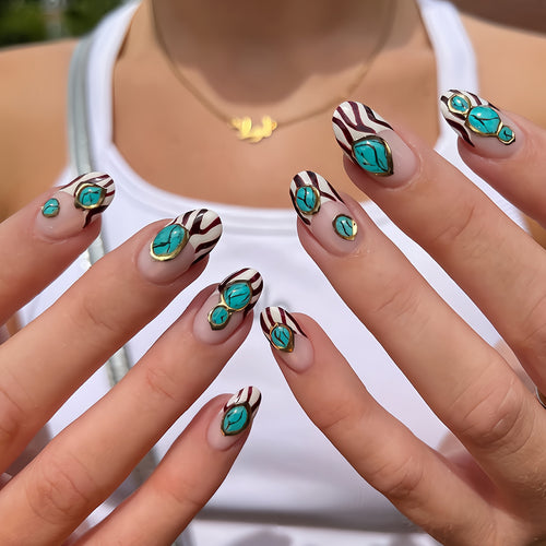 Künstliche Nägel mit Außergewöhnlichem Design Karnz