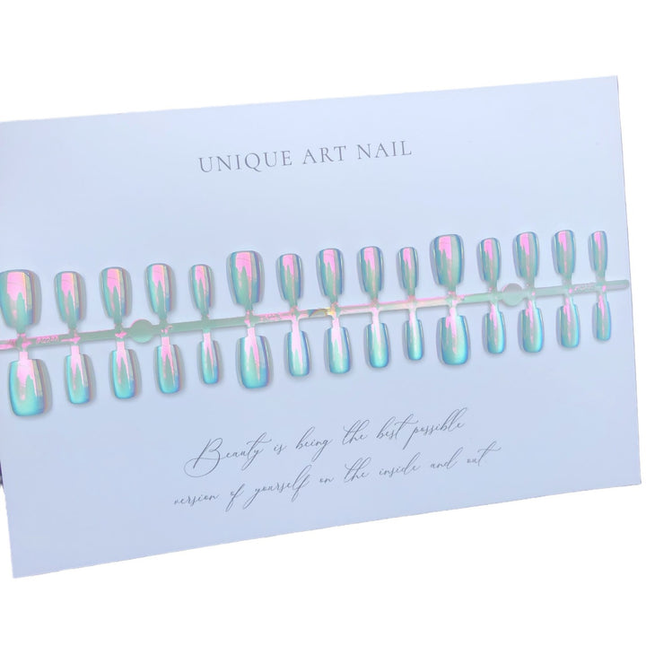 Iridescent Press-On Nagelkunst Set