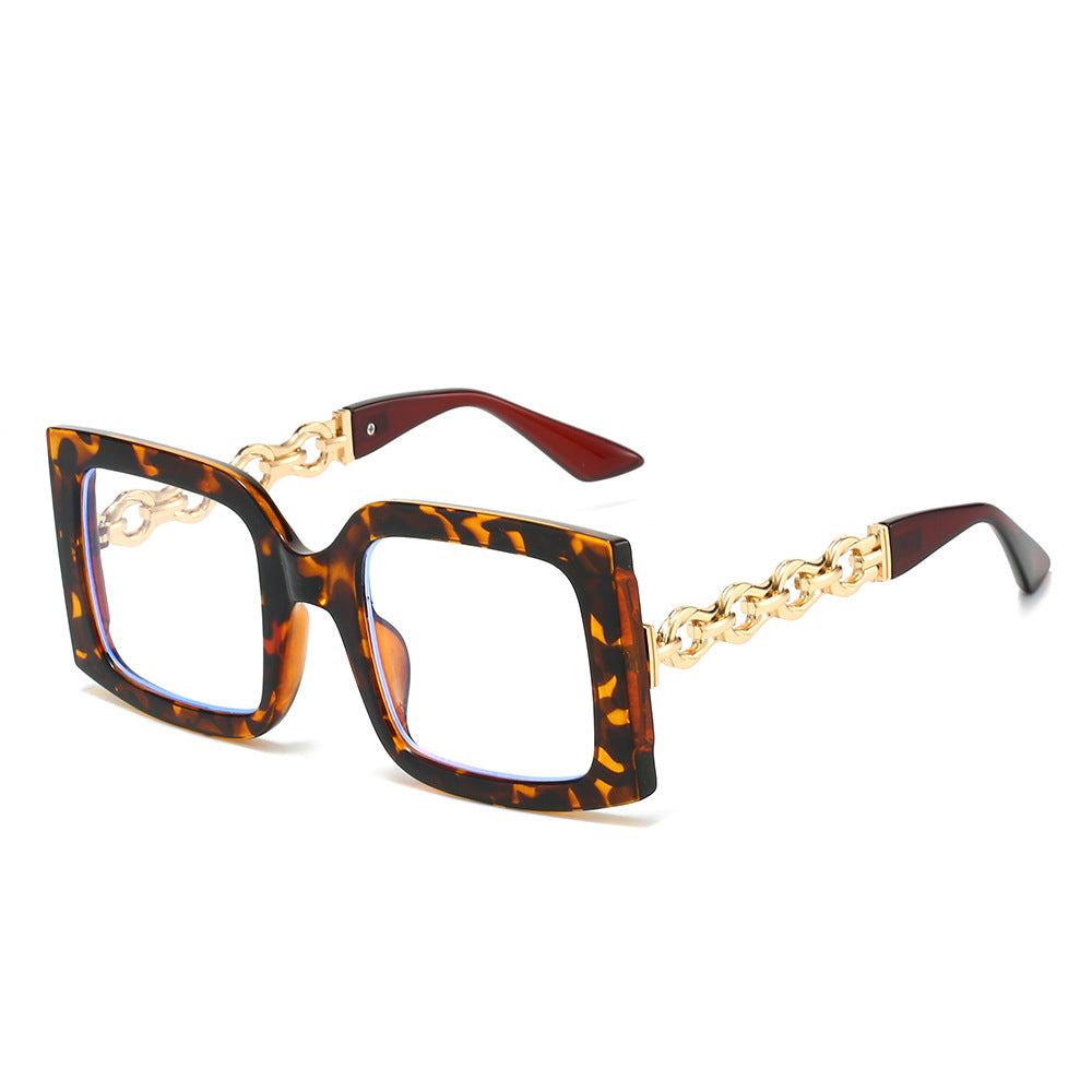 Damen elegante Sonnenbrille mit luxuriösen Kettendetails Karnz
