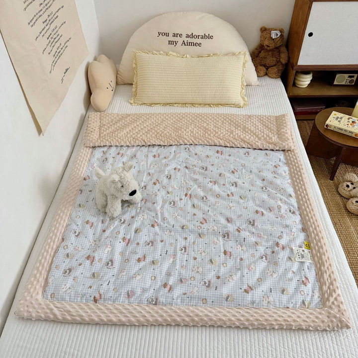 Wendbare Minky Dot Plüsch Babydecke