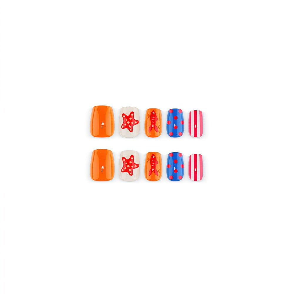 Kunstnagelset mit Maritimen Motiven Karnz