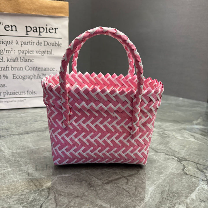 Verspielte und Handgefertigte Mini-Tasche Karnz