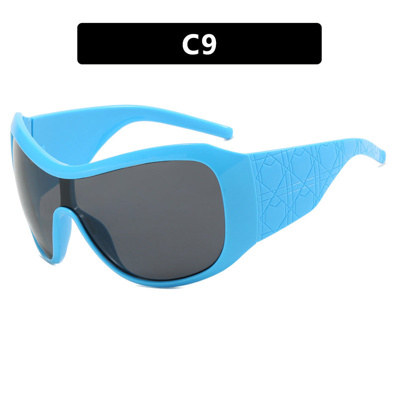 Damen Sportsonnenbrille mit breitgeschütztem Rahmen und polarisierenden Gläsern Karnz