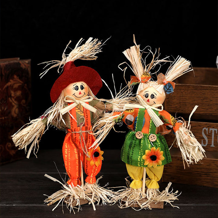 Verspielt dekorative Vogelscheuchenfigur